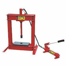 PRENSA HIDRAULICA DE BANCO 4 t CON PISTON