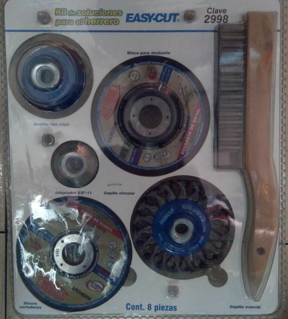 KIT DE SOLUCIONES PARA HERRERO; DISCO DE DESBASTE, DISCO CORTADOR, CEPILLO TIPO COPA, CEPILLO CIRCULAR